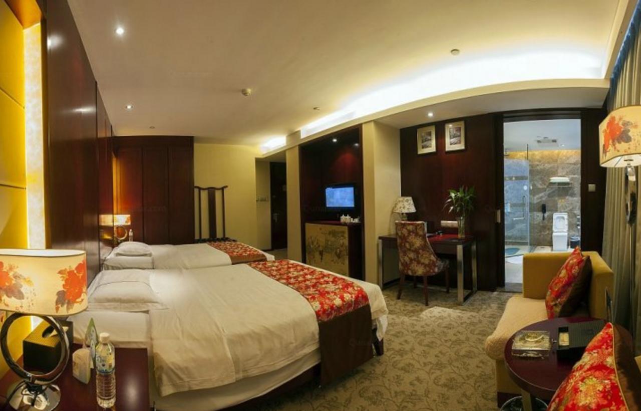 Dongfang Hotel Duy Phường Ngoại thất bức ảnh