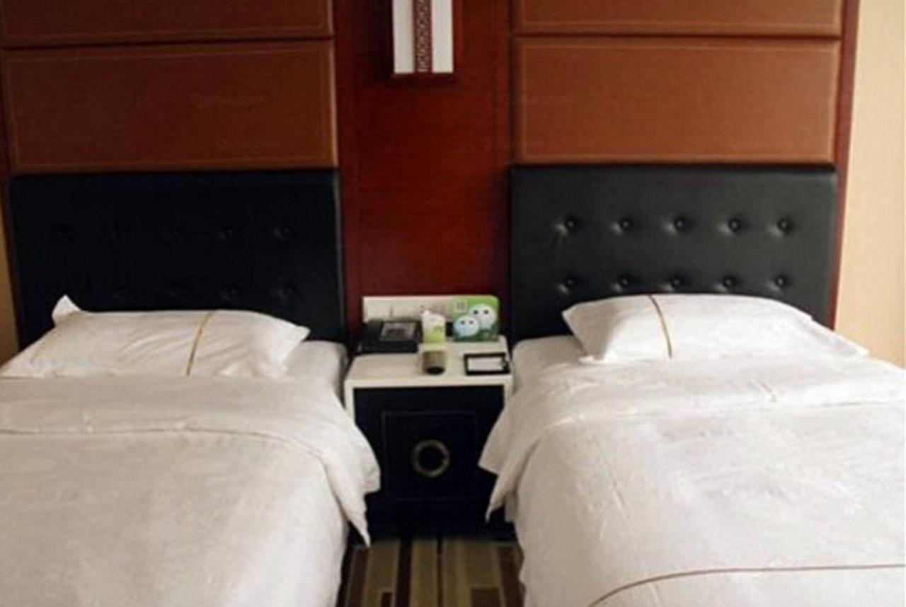 Dongfang Hotel Duy Phường Ngoại thất bức ảnh